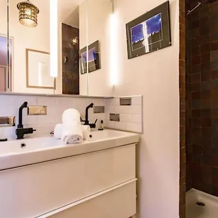 Marais District - Superb 3 Bedroom Flatent Appartement *