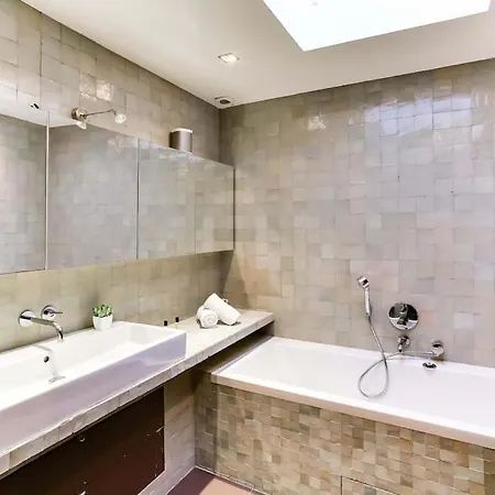 Appartement Marais District - Superb 3 Bedroom Flatent